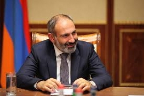 «Շատ լավ տեսք ունեք». վարչապետի արձագանքը՝ կին պատգամավորին